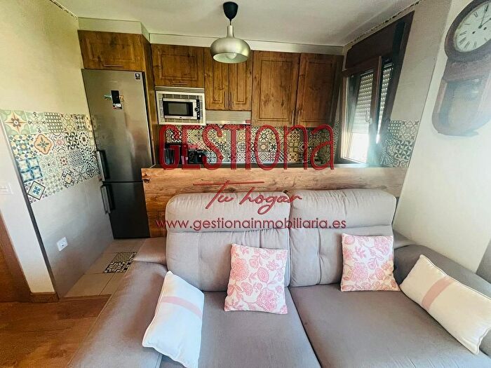 Casas en venta y pisos alquiler - 3