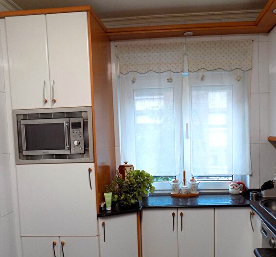 Casas en venta y pisos alquiler - 3