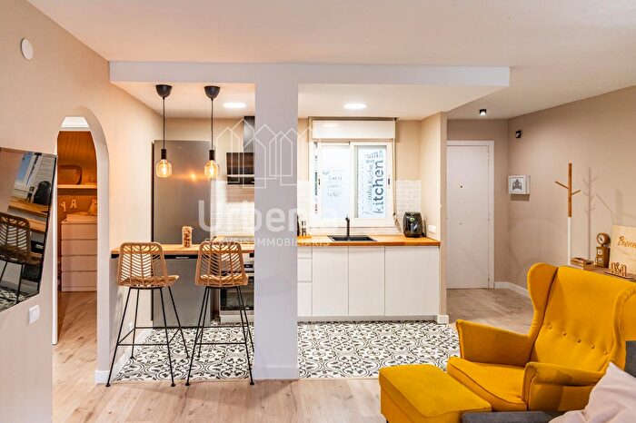 Casas en venta y pisos alquiler - 1