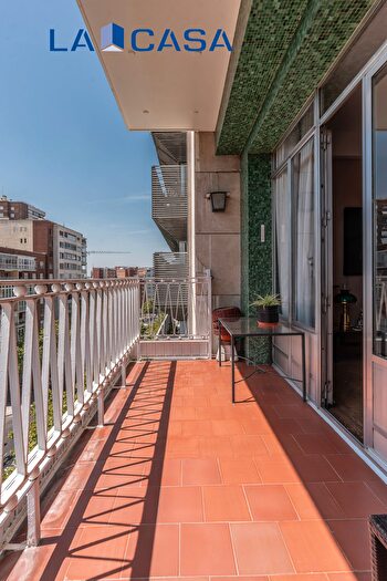 Casas en venta y pisos alquiler - 2