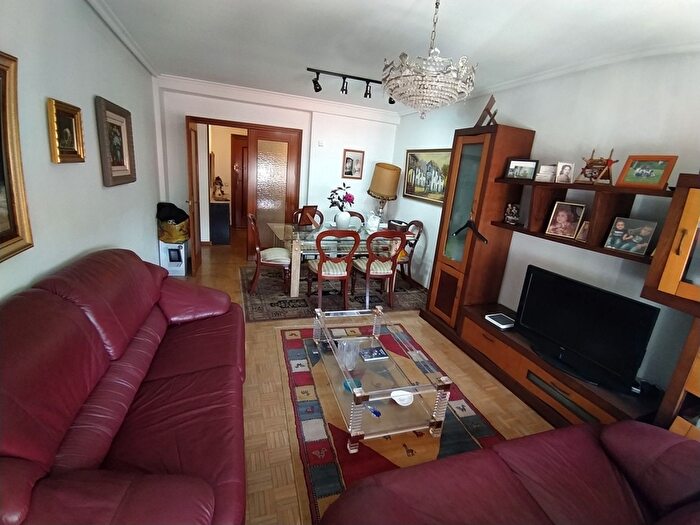 Piso en venta en Centro, Avilés de 3 habitaciones