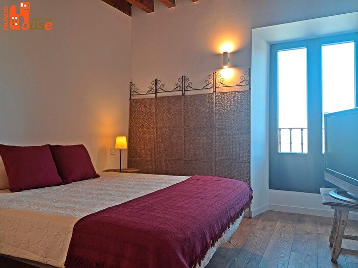 Casas en venta y pisos alquiler - 2