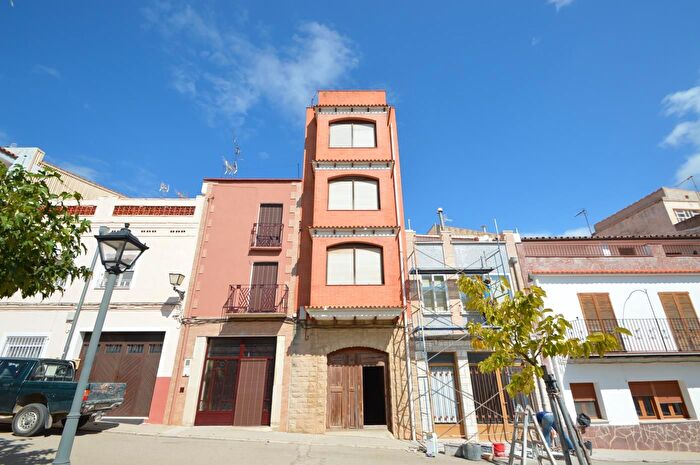 Casas en venta y pisos alquiler - 1