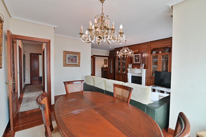 Casas en venta y pisos alquiler - 2
