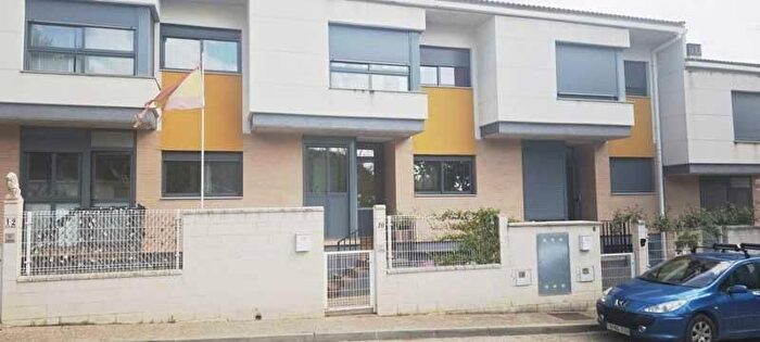 Casa en venta en Paracuellos de Jiloca, Zaragoza de 5 habitaciones