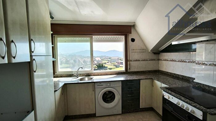Piso en venta en Mos, Pontevedra de 3 habitaciones