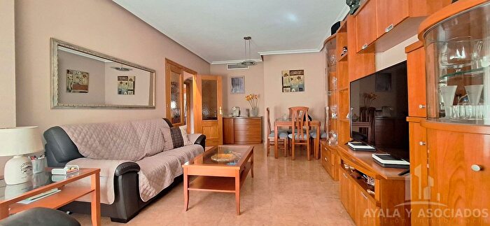Casas en venta y pisos alquiler - 2