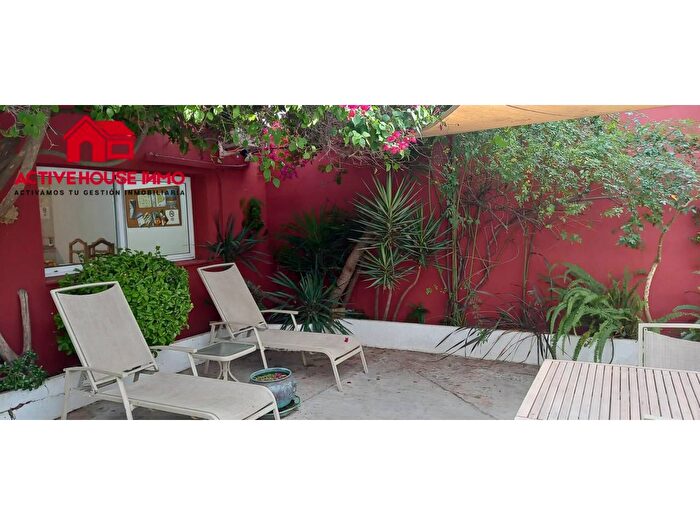 Casas en venta y pisos alquiler - 3