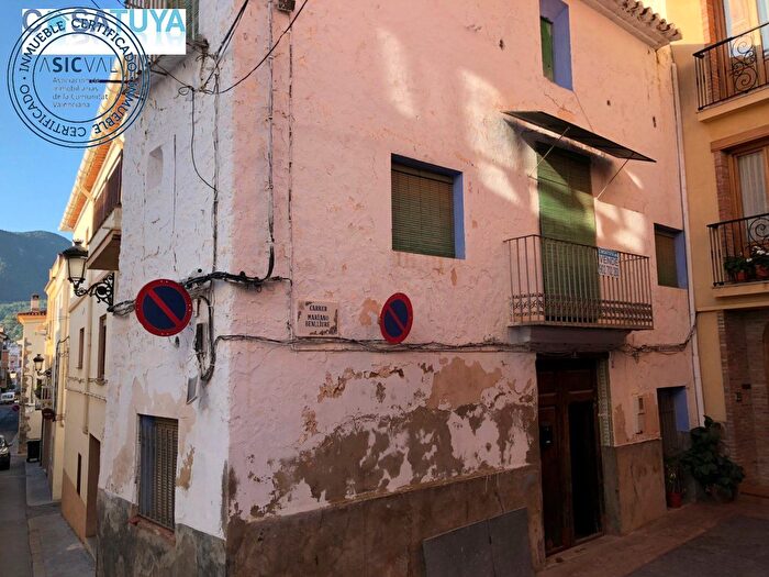 Casa en venta en Artana, Castellón de 8 habitaciones