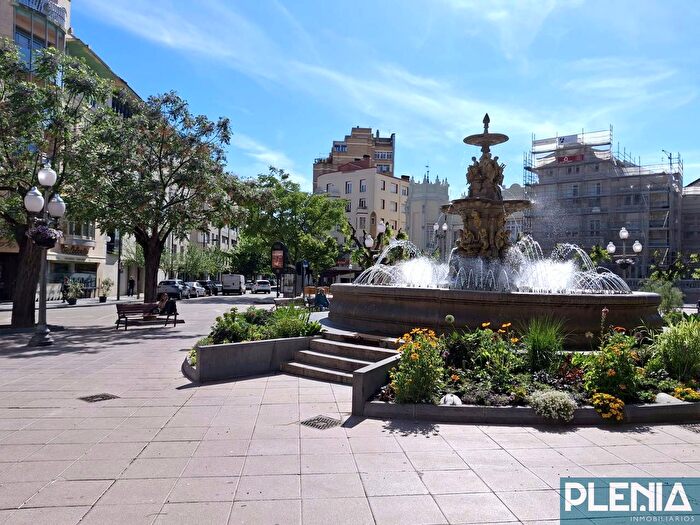 Casas en venta y pisos alquiler - 1