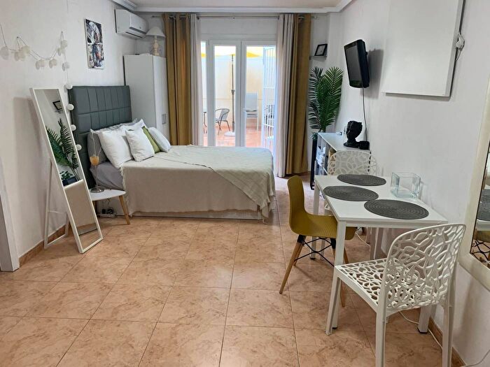 Piso en venta en Comunitat Valenciana, Alicante de 1 habitacion