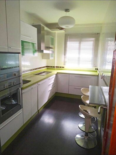 Casas en venta y pisos alquiler - 2