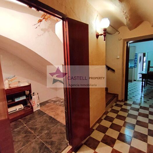 Casas en venta y pisos alquiler - 3