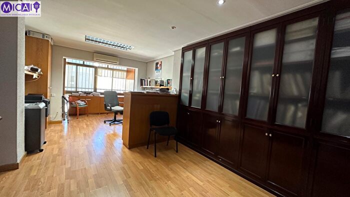 Piso en venta en Asdrúbal Bahía Blanca, Cádiz Capital de 4 habitaciones