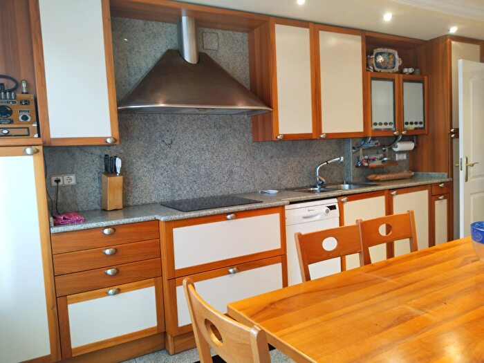 Casas en venta y pisos alquiler - 2