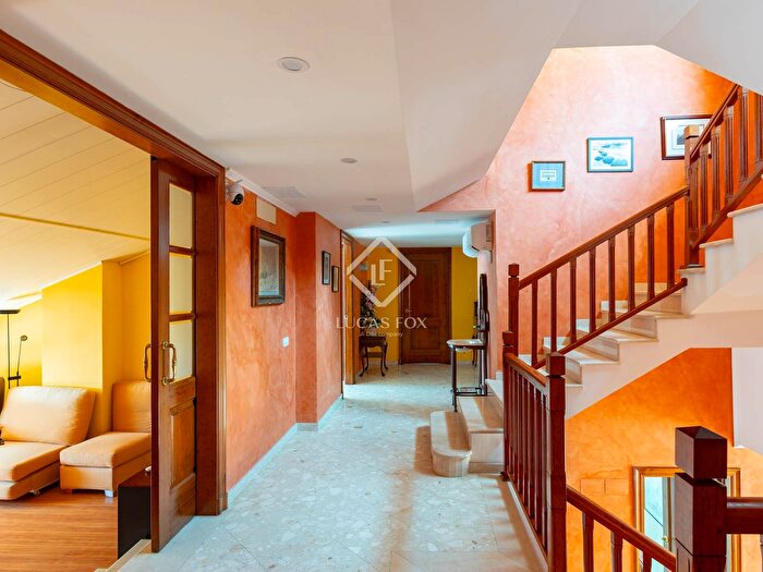Casas en venta y pisos alquiler - 3