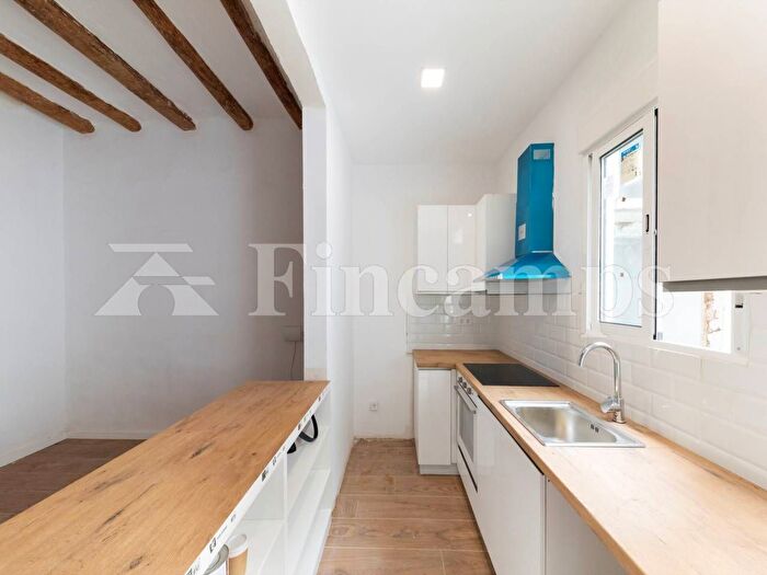 Casas en venta y pisos alquiler - 3