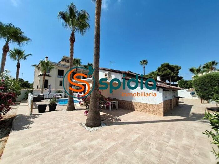 Casas en venta y pisos alquiler - 1