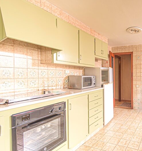 Casas en venta y pisos alquiler - 3