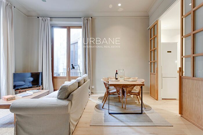 Piso en alquiler en Ciutat Vella, Sant Pere Sta Caterina i la Ribera de 2 habitaciones