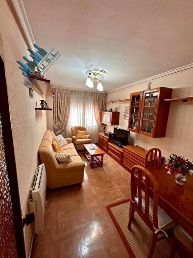 Casas en venta y pisos alquiler - 1