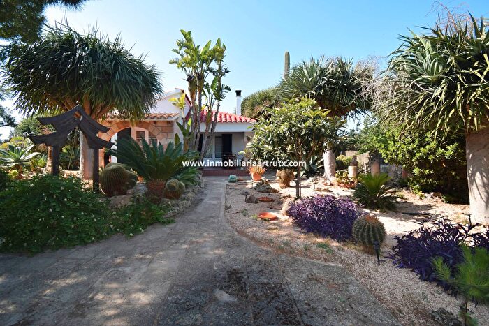Casa en venta en Cala Blanca, Ciutadella de Menorca de 3 habitaciones