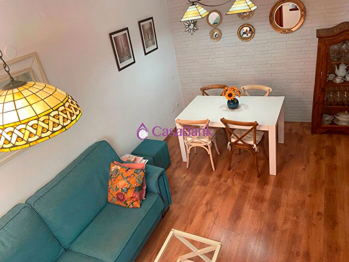 Casas en venta y pisos alquiler - 1