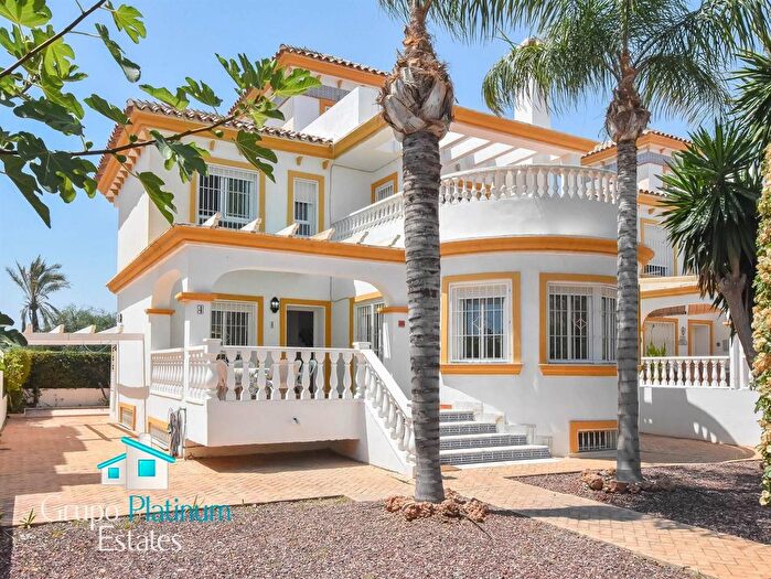 Casa en venta en Cala Marqués, Vera de 6 habitaciones