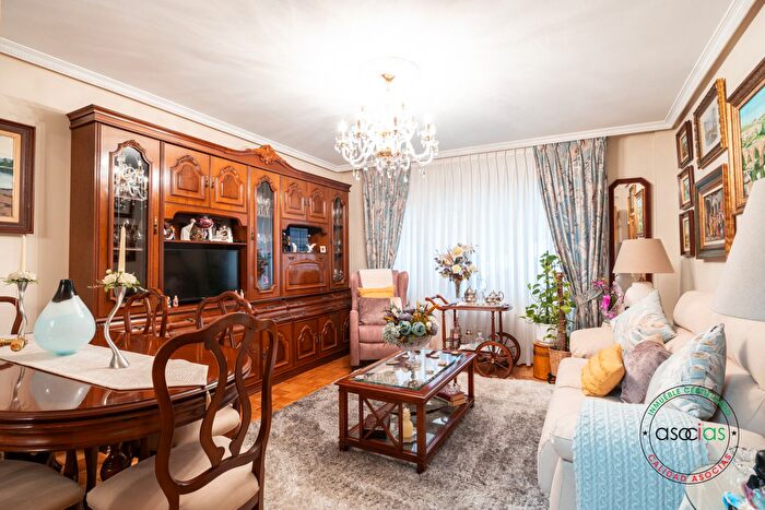Casas en venta y pisos alquiler - 1