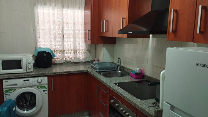 Casas en venta y pisos alquiler - 1