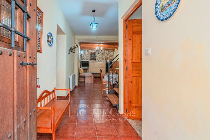 Casas en venta y pisos alquiler - 2