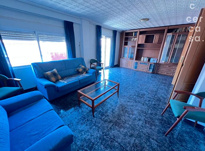 Casas en venta y pisos alquiler - 2