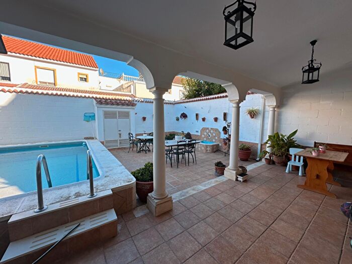 Casa en venta en Periurbano Oeste Sierra, Encinarejo de Córdoba de 5 habitaciones
