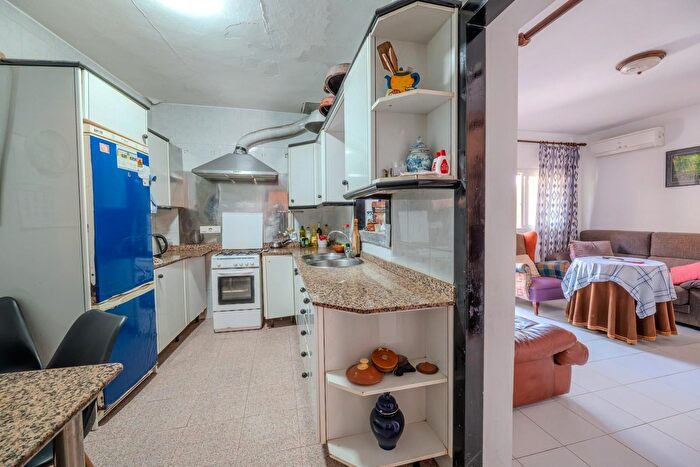 Casas en venta y pisos alquiler - 2