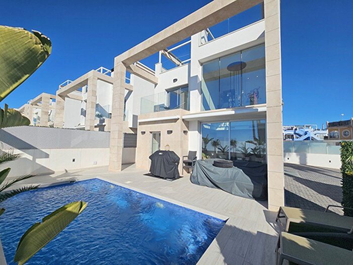 Casas en venta y pisos alquiler - 2