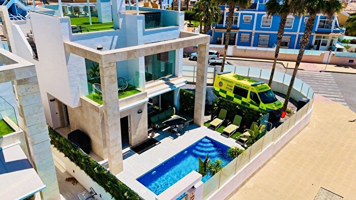 Casas en venta y pisos alquiler - 1
