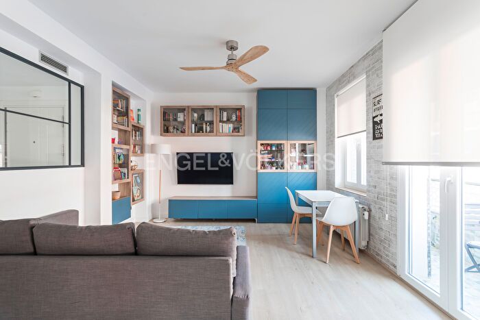 Casas en venta y pisos alquiler - 3