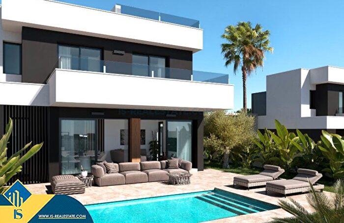Casa en venta en Rojales, Alicante de 3 habitaciones