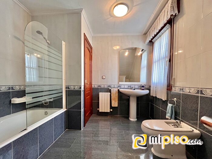 Casas en venta y pisos alquiler - 2