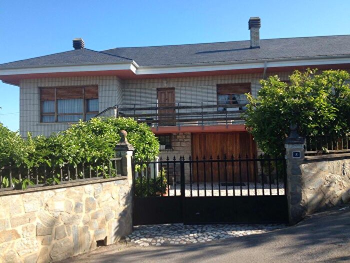 Casas en venta y pisos alquiler - 1