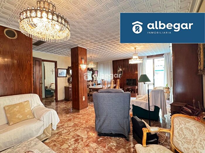 Casas en venta y pisos alquiler - 1