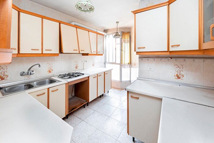 Casas en venta y pisos alquiler - 2