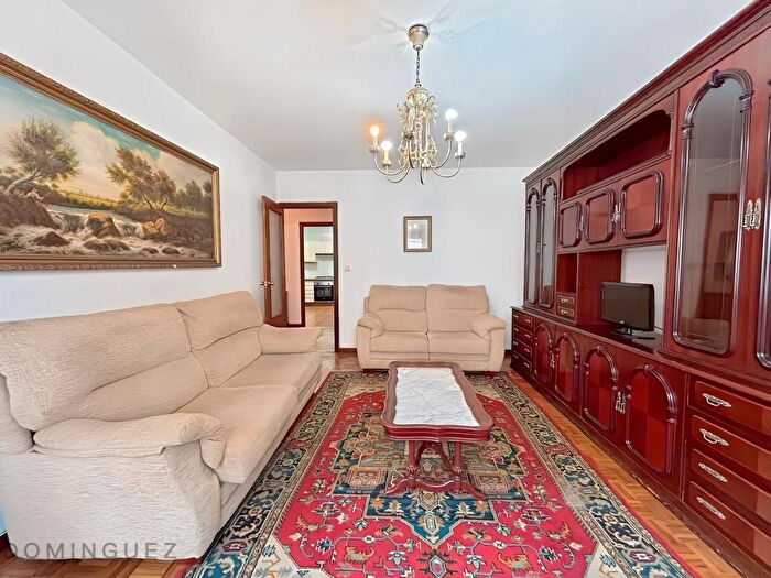 Casas en venta y pisos alquiler - 3