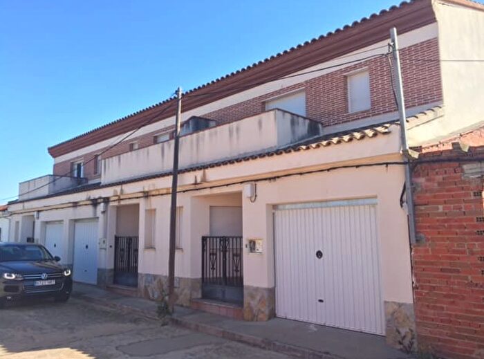 Casa en venta en La Pueblanueva, Toledo de 3 habitaciones