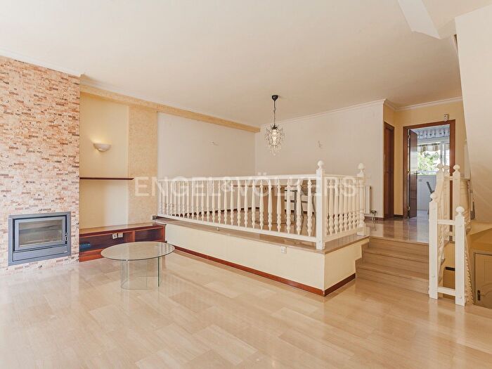 Casa en alquiler en Can Bou, Castelldefels de 4 habitaciones