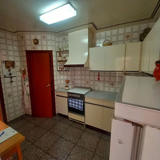 Casas en venta y pisos alquiler - 2