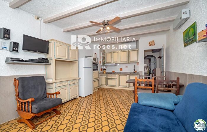 Casas en venta y pisos alquiler - 1