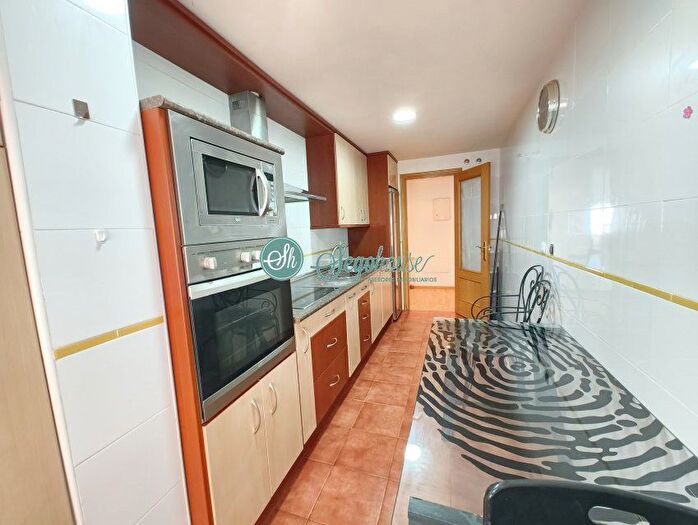 Casas en venta y pisos alquiler - 2