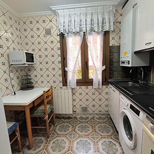 Casas en venta y pisos alquiler - 2