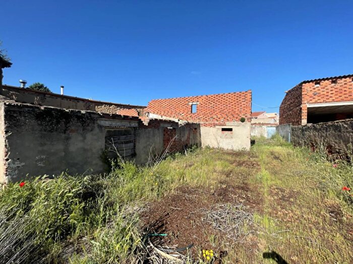 Casa en venta en Monfarracinos, Zamora de 4 habitaciones